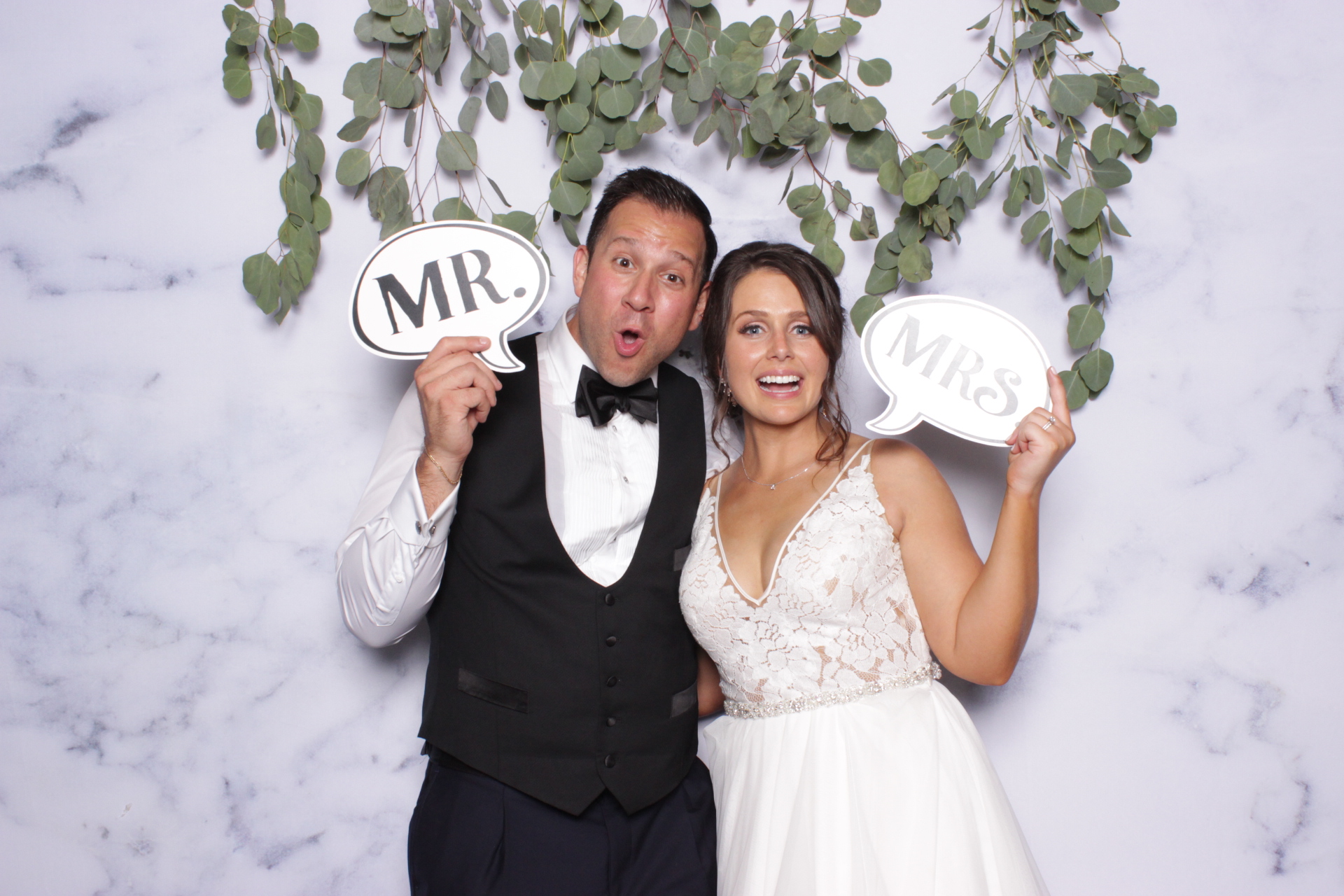 Molly + Nick  | View more photos from the event at events.alfrescophoto.com/u/AlfrescoPhoto/Molly-Nick